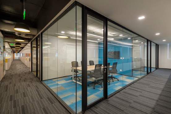 Duet House: office interior in Gurgaon, 11,941 sq ft